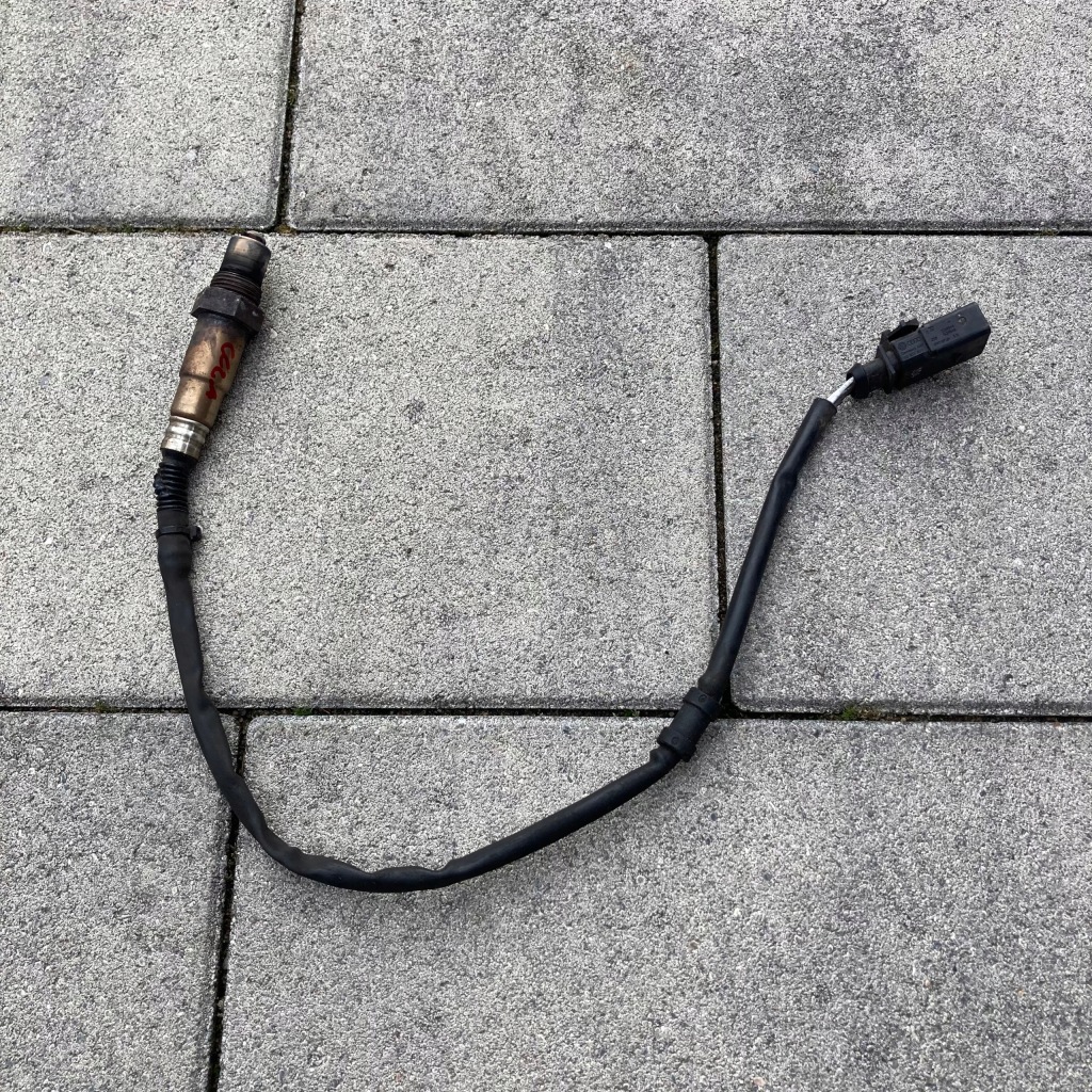 Audi a3 рестайлинг  2011год 2,0 tfsi 200km ccza датчик лямбда-зонд 06j906262k Киев