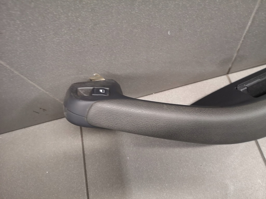 фото №4, Подлокотник обшивка правый задняя audi a8 d3 4e0867374