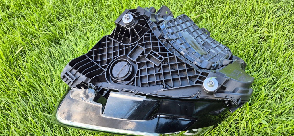 фото №12, Porsche taycan 9j1 19-23 лампа правый перед full led eu org