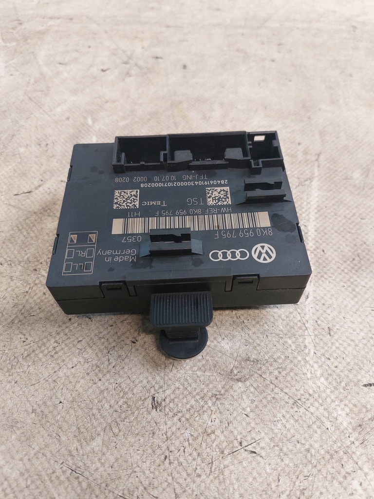 фото №5, Модуль блок управления дверь левый задняя audi a4 b8