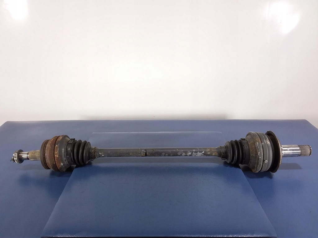 фото №1, Mercedes e w212 2.2 cdi привідний вал права задня