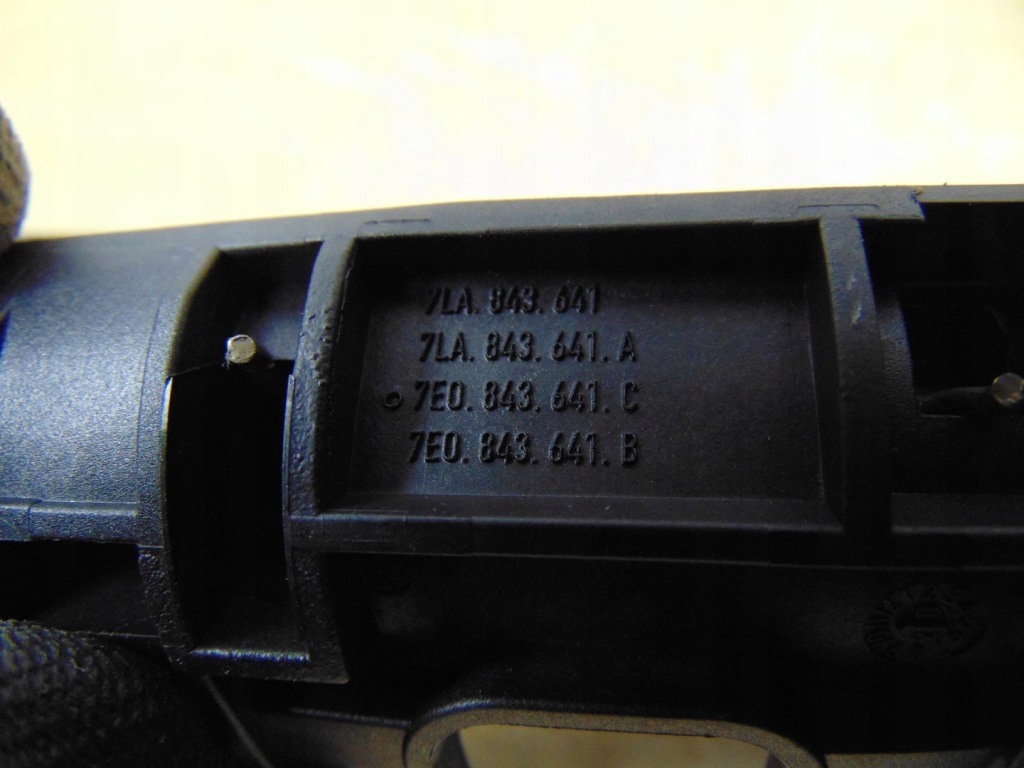 фото №7, Ручка левая внутренняя дверь раздвижных vw transporter t5 t6 7la843641