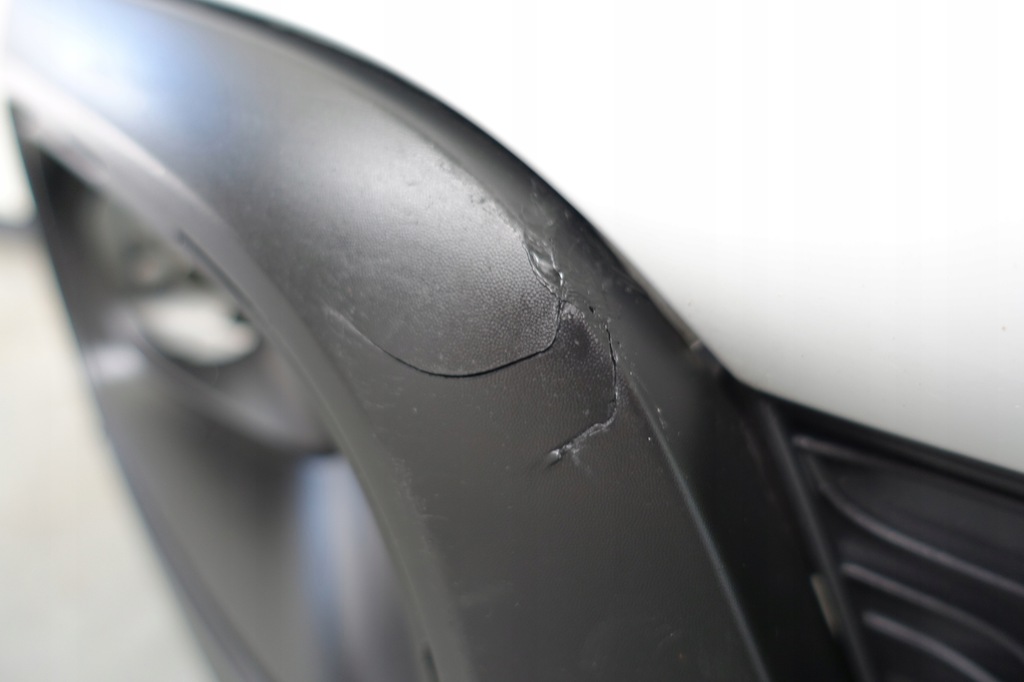 фото №9, Citroen c3 iii бампер перед передній kompletny