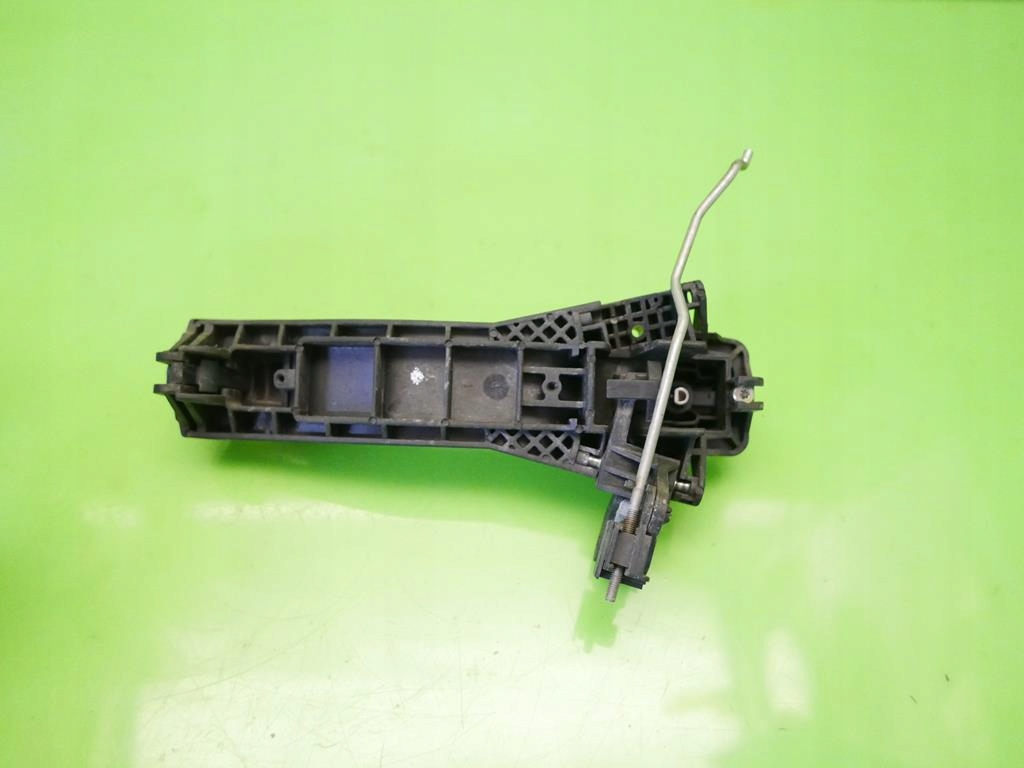 Ручка зовнішня права перед mercedes w168 a140 Недорого