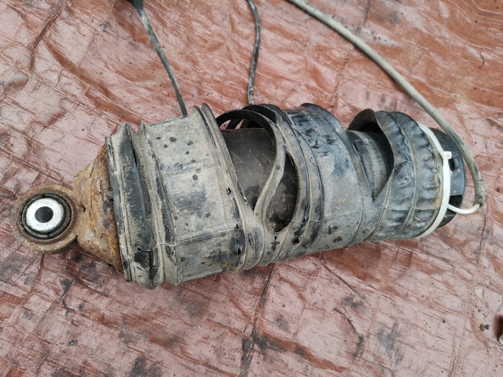 фото №1, Пневмоподушка подушка airmatic задняя mercedes w211 kombi амортизатор