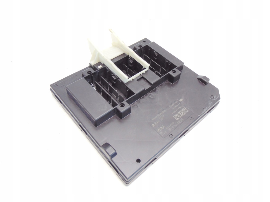 фото №1, Модуль блок керування блок управління бортовою мережею vw golf vii 5q0937084r