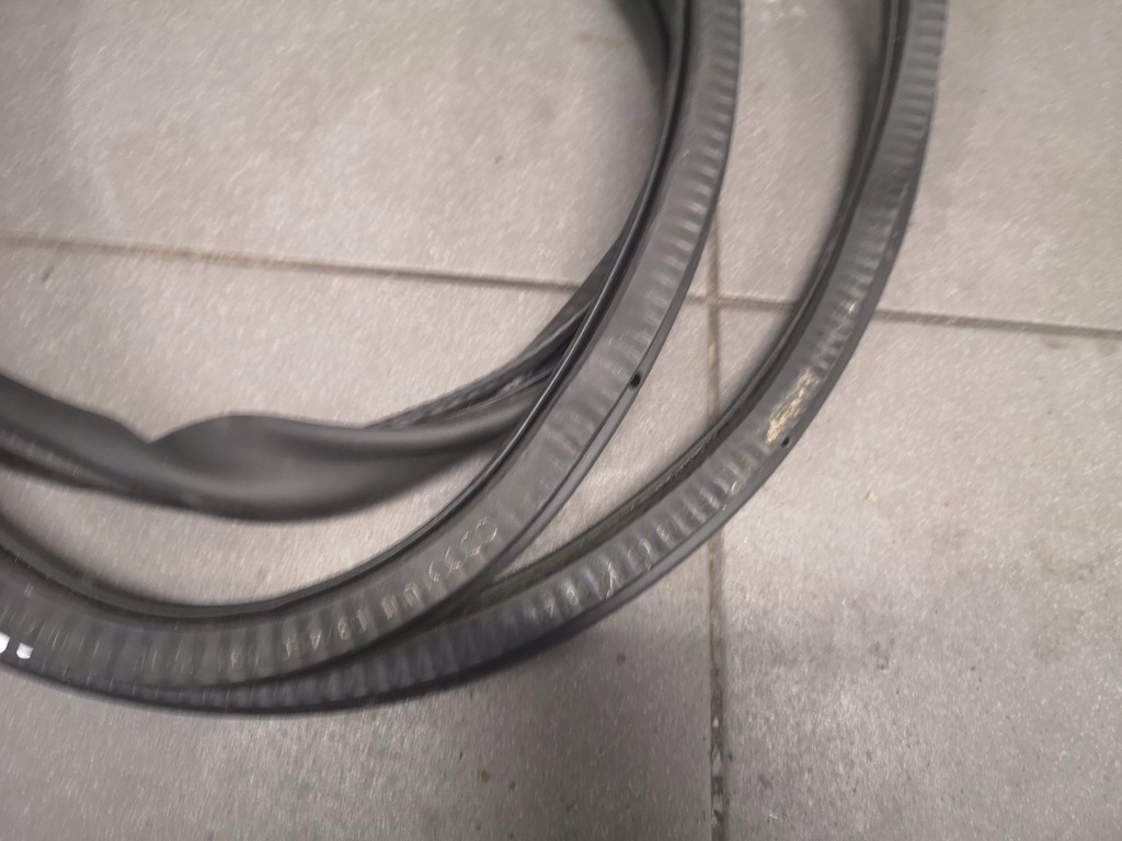 фото №9, Прокладка двері правий перед audi a8 d3