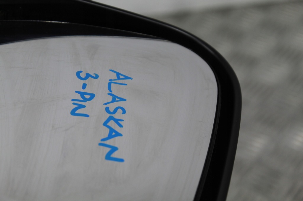 фото №4, Зеркало правое 3 контакты renault alaskan