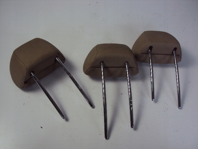 фото №3, Підголівники задня mercedes c-klasa w204