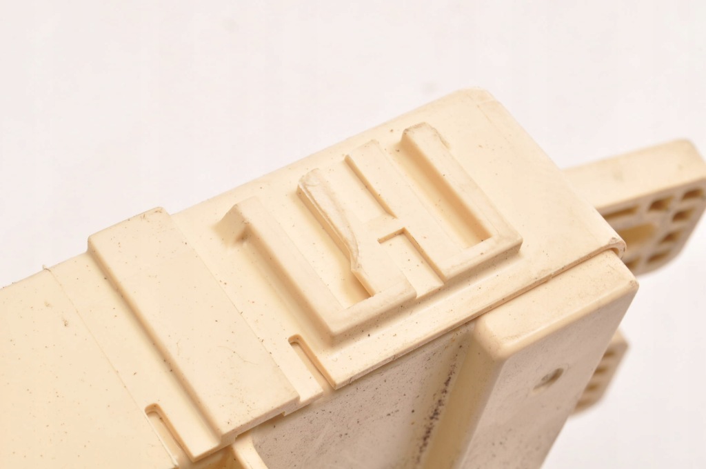 фото №7, Kia sportage iii 2.0 crdi коробка запобіжників 91950-3w0400