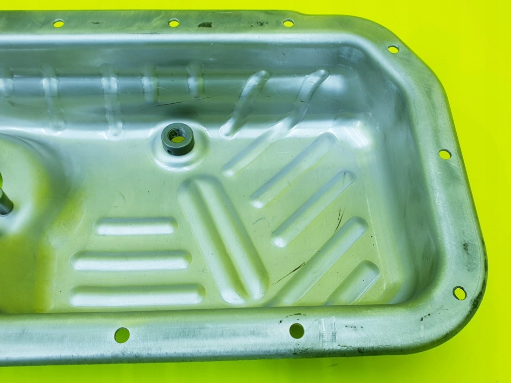 Поддон масляная нижняя a6 c7 a7 c7 q7 a8 d4 q5 3.0 tdi 059103602ae Доставка