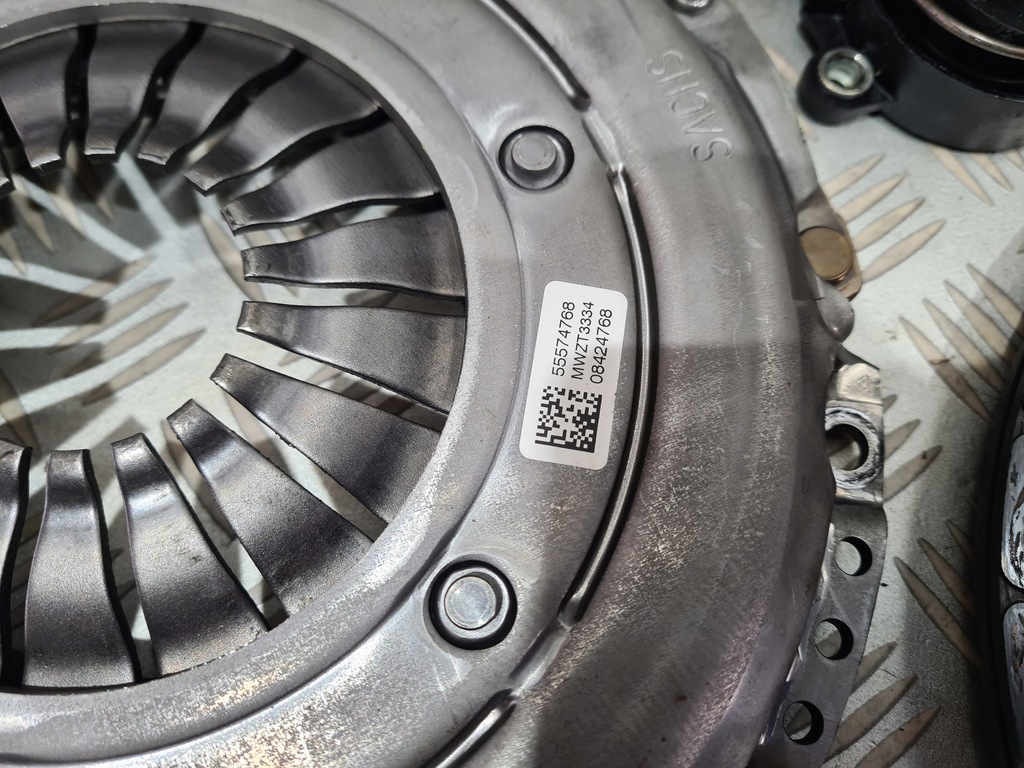 фото №5, Сцепление двухмассовый маховик колесо двухмассовый opel astra k astra j 1.4 1.6 turbo sidi