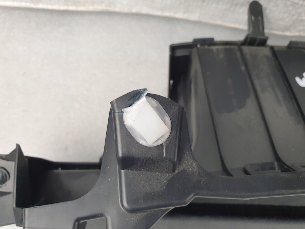 фото №5, Бардачок полка перед toyota prius c aqua