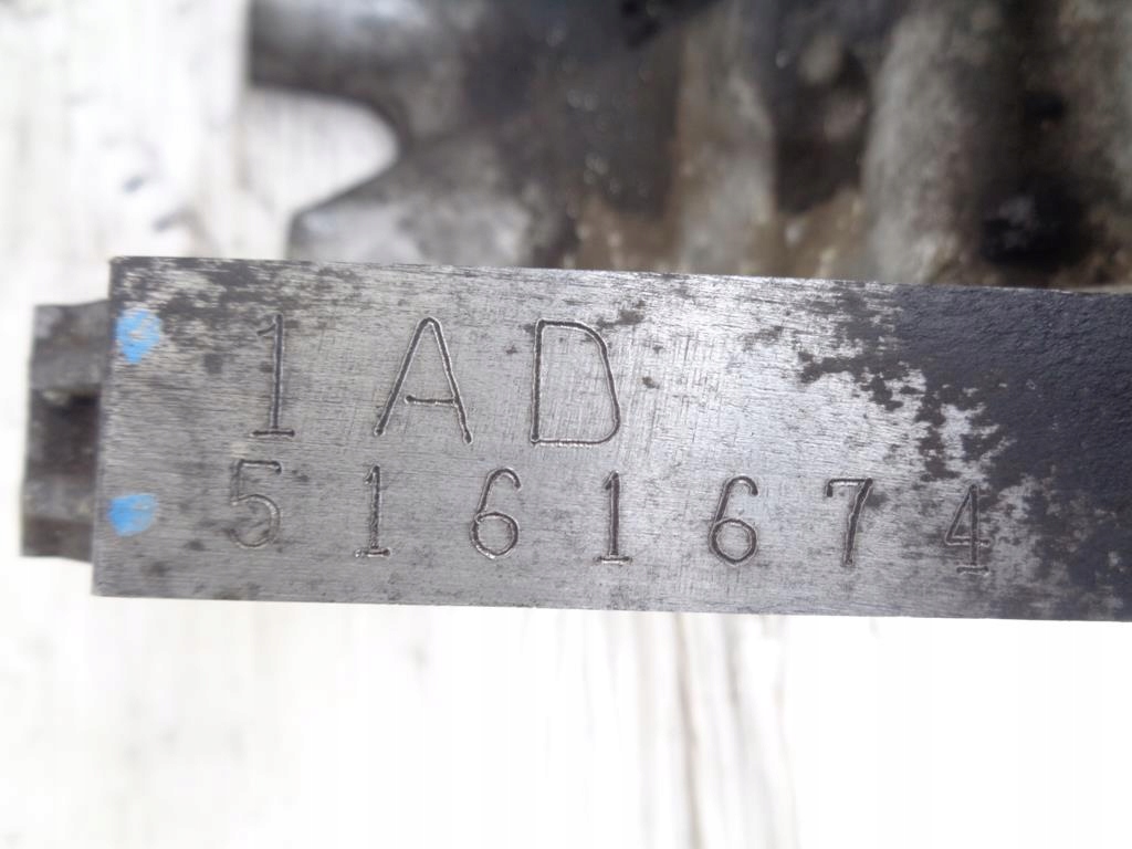 Болты шпильки головки комплект toyota avensis t25 2.0 d4d 1ad , 2ad rav4 Киев