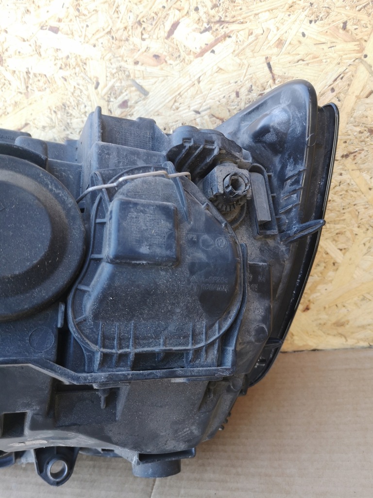 фото №11, Vw t6 transporter лампа правый перед 7e1941016ad не ремонтировалась