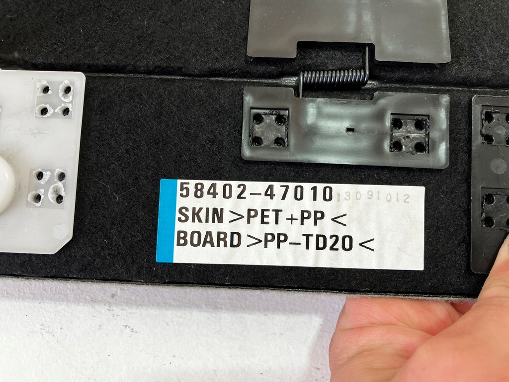 фото №8, Prius iii пол обшивка багажника левая