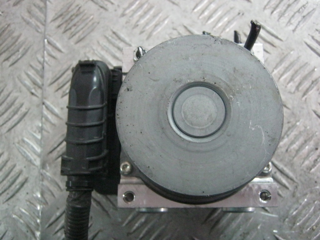 фото №3, Насос abs 44540-42410 toyota rav4