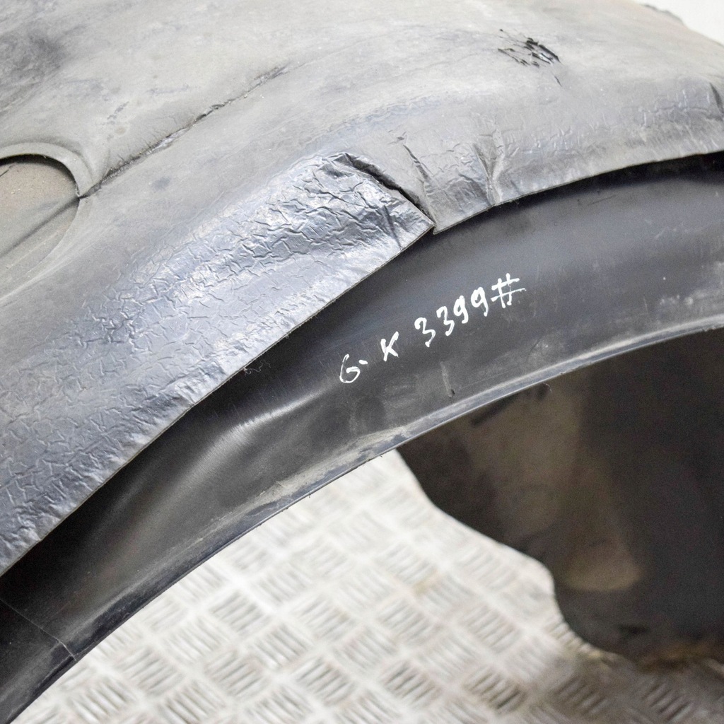 фото №5, Chrysler 300 - 300c 2004 підкрилок задні