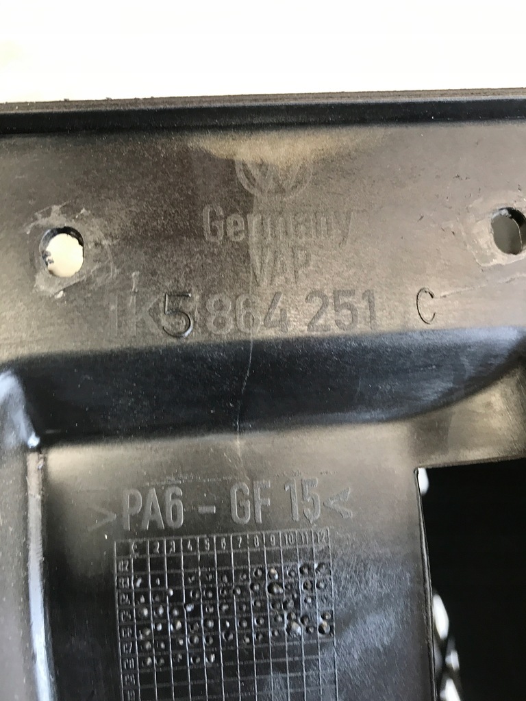 фото №7, Підлокітник середній тунель матеріал volkswagen оригінальний номер 1k5864251c