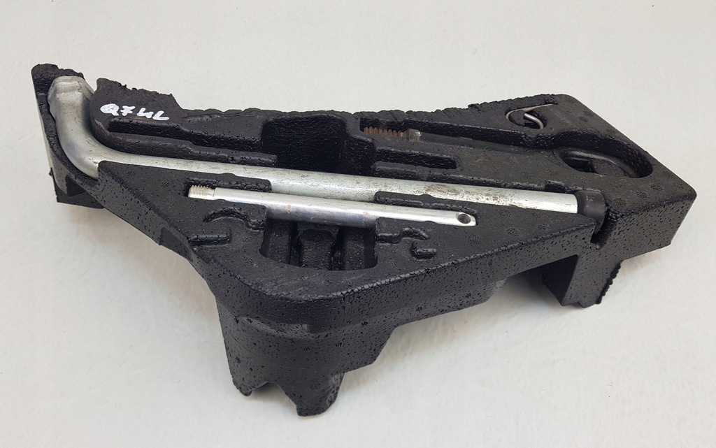 фото №6, Audi q7 набір домкрата ключ оригінал