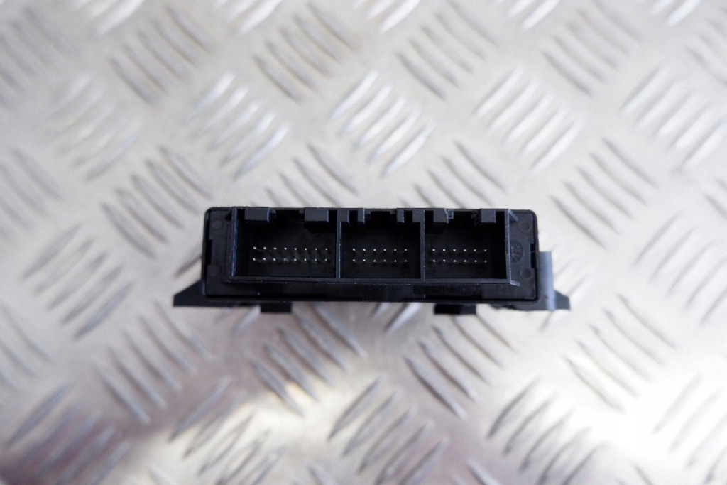 фото №3, Модуль pdc vw passat b7 362 3ae919475b 2012