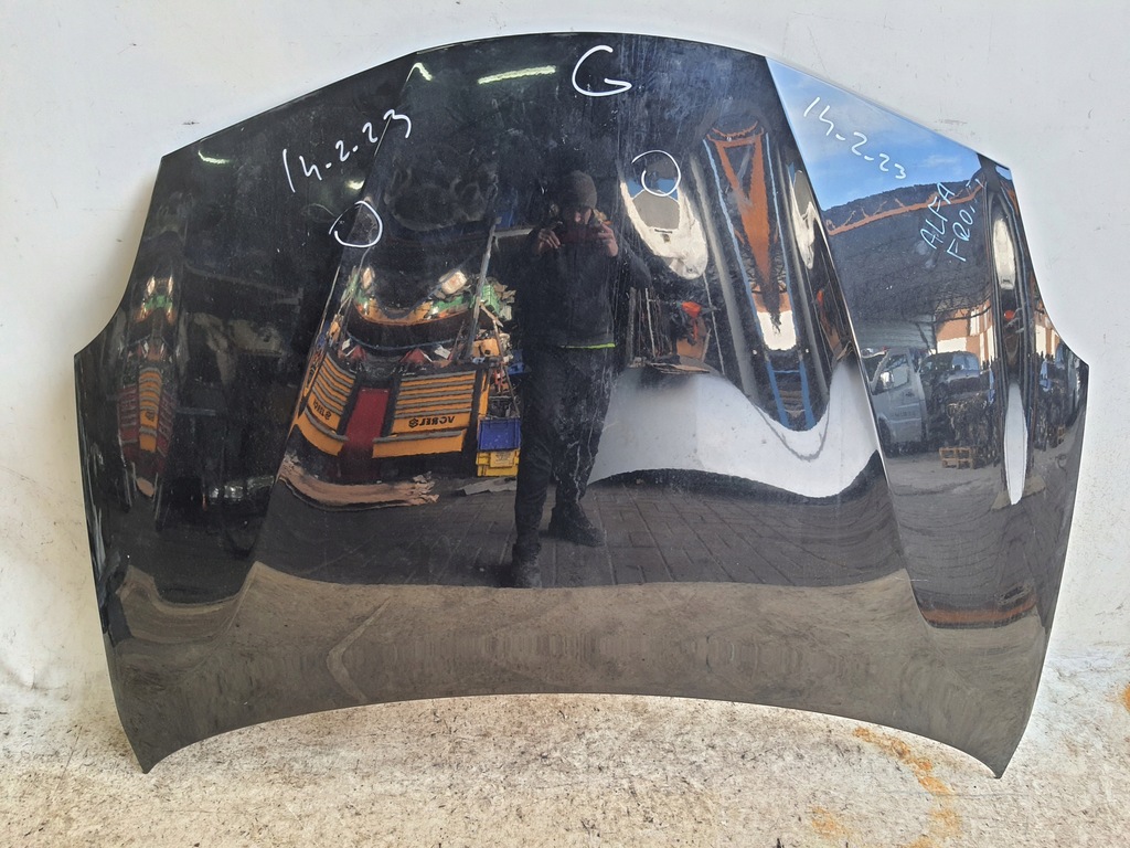 фото №1, Alfa romeo giulietta 10- капот 601/b