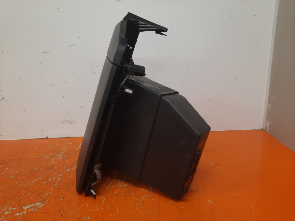 фото №5, Mazda 3 iii 1.6 citd 06-09 5d бардачок пасажира 8127025200tfx