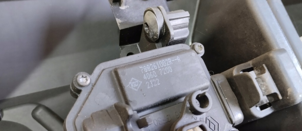 фото №11, Решітка радіатора решітка радіатора роз'єм заряджання renault kangoo iv 23r 623107908r