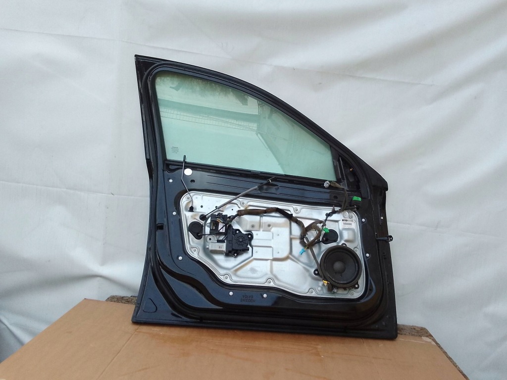 фото №3, Двері ліва передні volvo xc70 2012 чорні колір 452