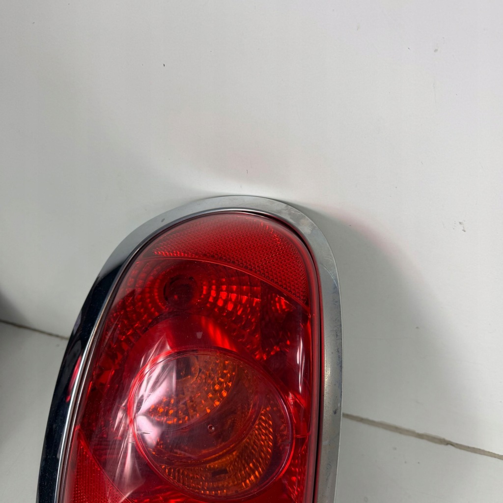 Лампа левый задний  левая задняя mini countryman r60 оригинальный номер оригинал 9808153 Цена