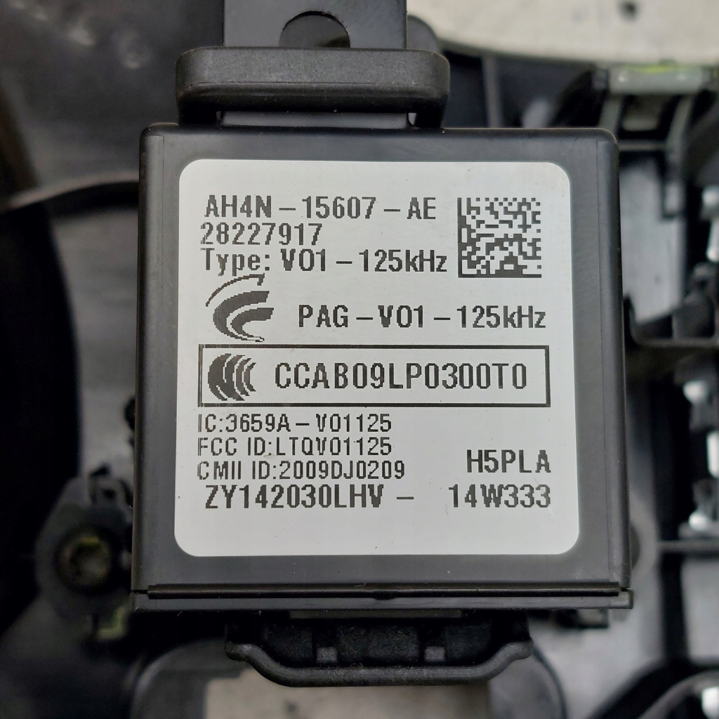 Volvo v40 ii r-design 2014 рамка корпус спидометра дисплея 31393363 Недорого