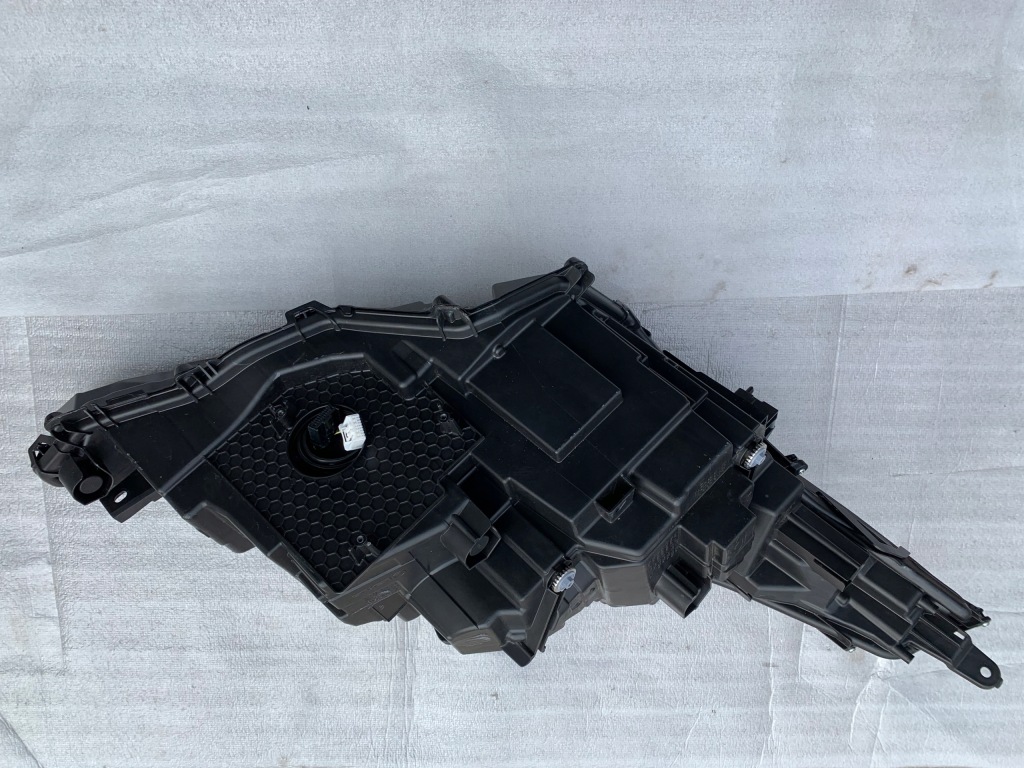 Лампа ліва lexus rx full led 2020r- Недорого