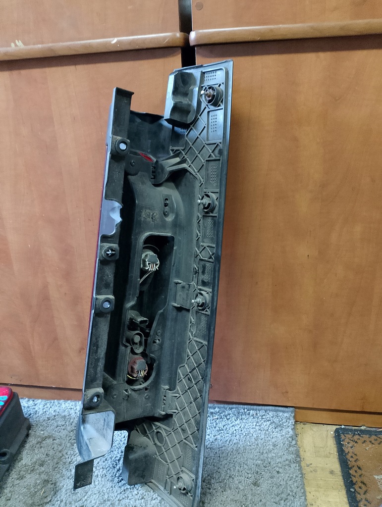 фото №6, Лампа левая задняя левый задняя opel vivaro b renault traffic iii