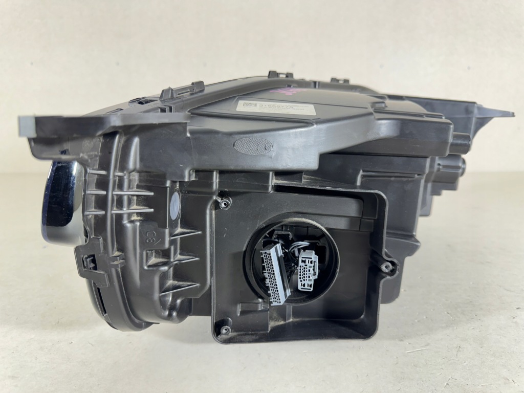 Volvo xc90 full led active high beam рестайлинг  фара правый  перед eur - хорошее состояние Доставка