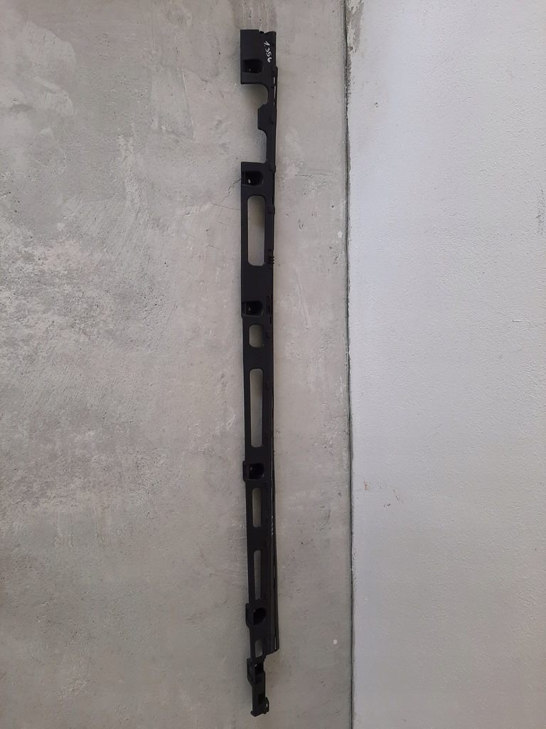 фото №1, Кронштейн порог правая mercedes ml w166