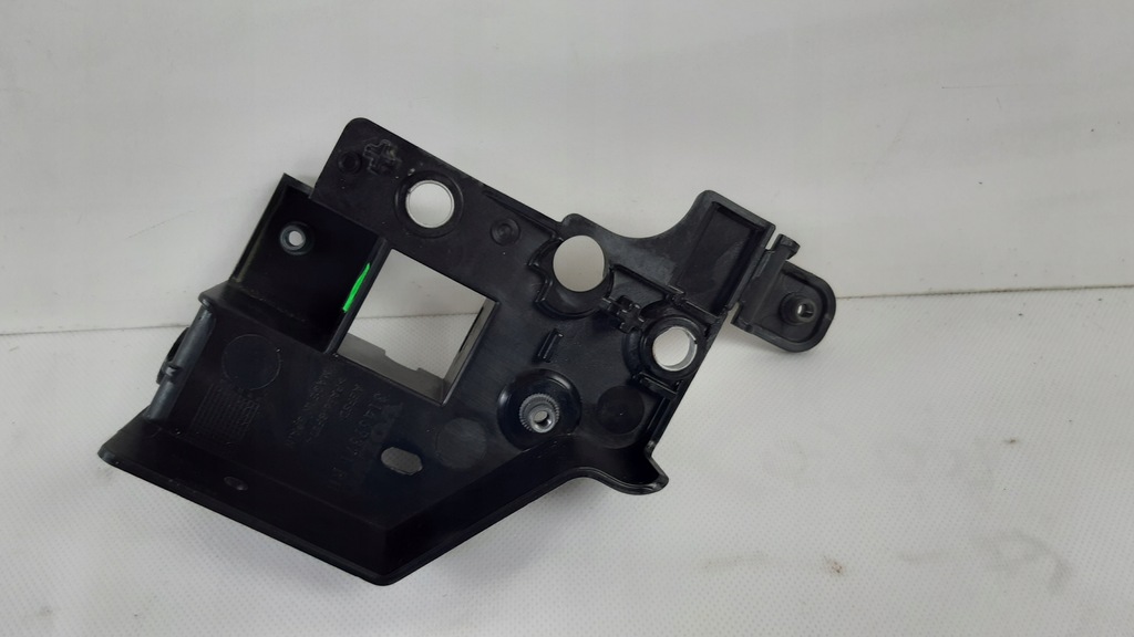 фото №6, Volvo xc40 кронштейн поперечина передний правое 31469371