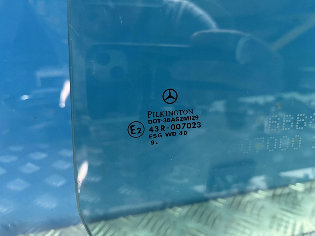 фото №3, Mercedes slk r170 lift стекло дверь правый перед