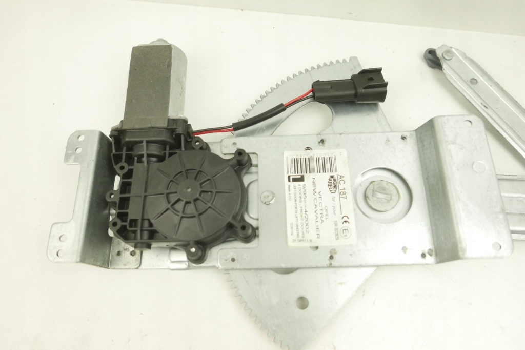 Подъемник стекло opel p. vectra b le. в Украине