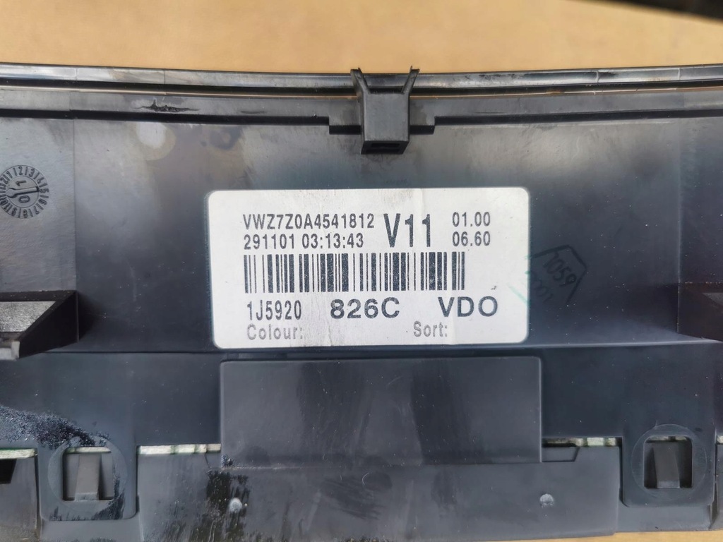 фото №5, Счетчик приборная панель vw golf iv bora 1j5920826c