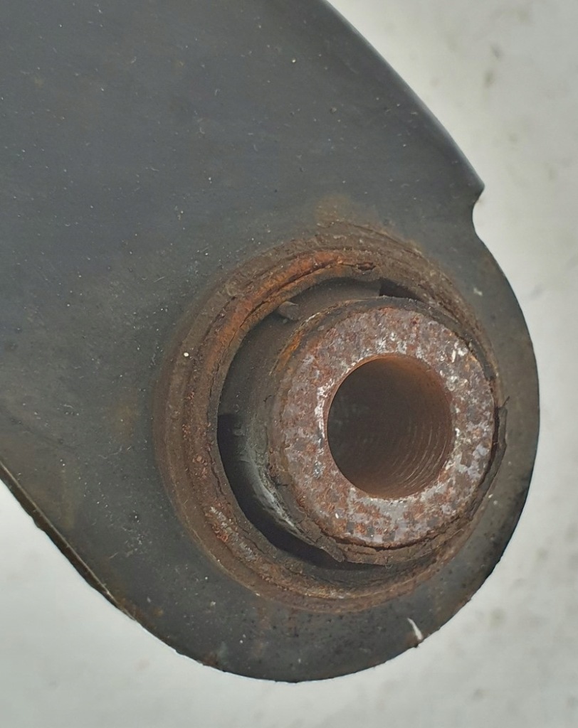 фото №2, Кронштейн рычаг задняя smart fortwo ii 451