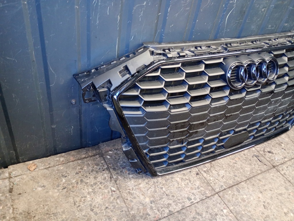 фото №9, 8y0853651b решітка радіатора решітка радіатора audi a3 8y чорний хром