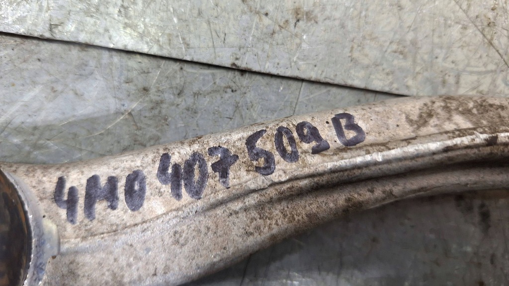 фото №9, Рычаг верхний левый 4m0407509b audi sq5 80a q7 4m q8 touareg iii a6 c8 a7 c7