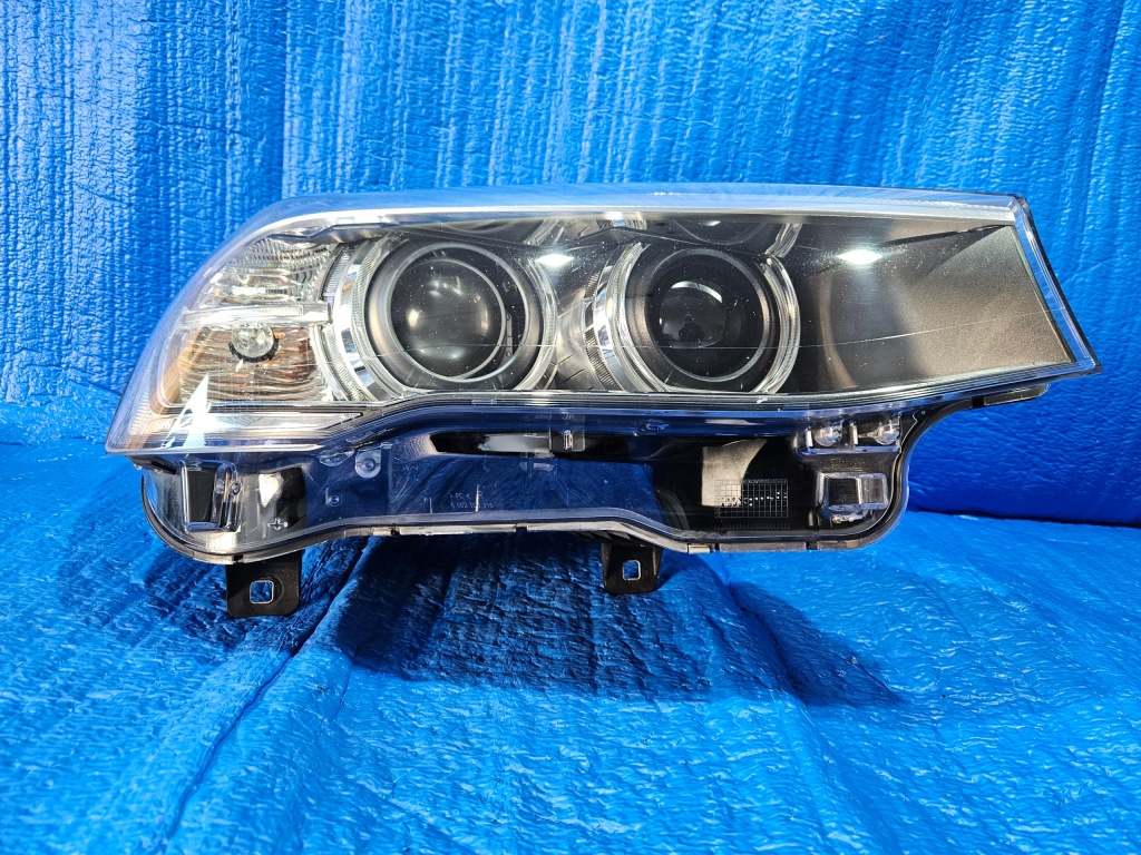 Bmw x3 f25 f26 lci рестайлинг  фара ксенон правый  поворотный 7429076-01 Доставка