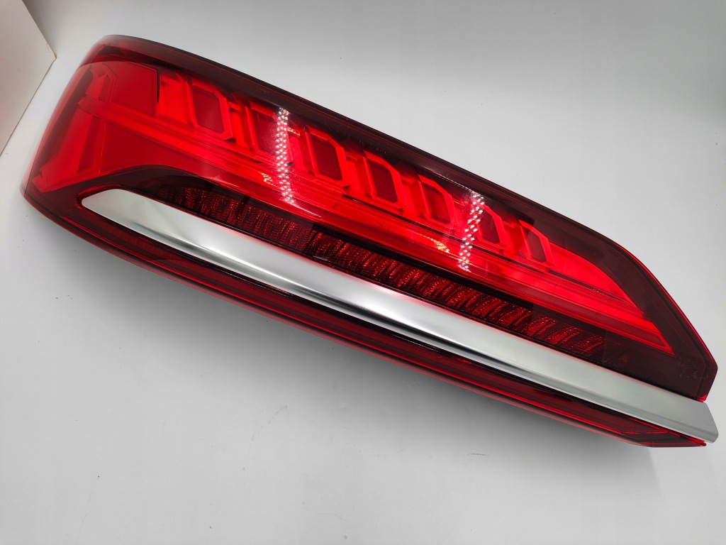 фото №1, Левая лампа задняя 4m0945075b audi q7 4m lift