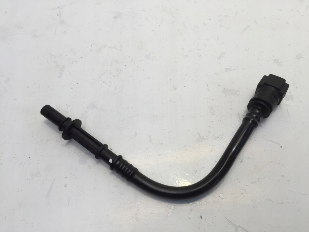 фото №1, Citroen c4 iii 1.2 thp 2021 шланг воздуха