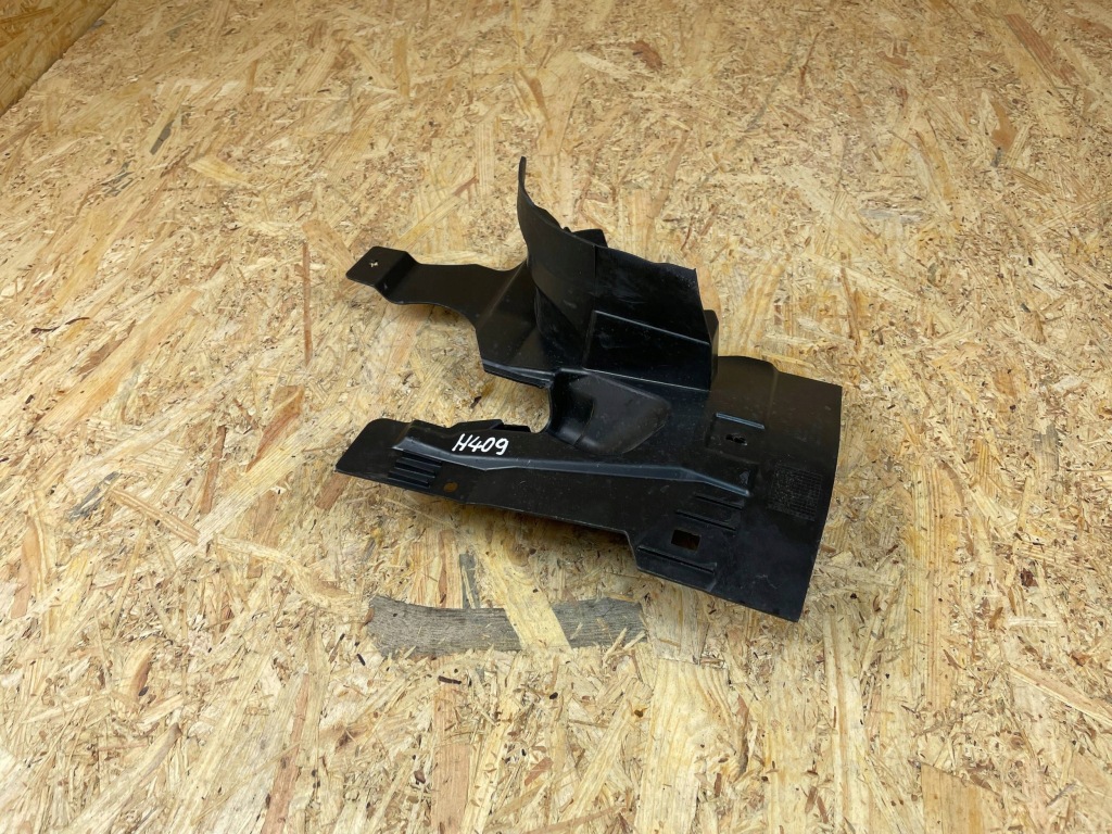 фото №1, Бризковик захист поріг підкрилок права volvo xc60 ii 32369177 2017-