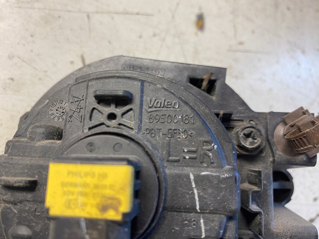 фото №11, Nissan leaf i противотуманная фара бампера левый 26915 3na0a