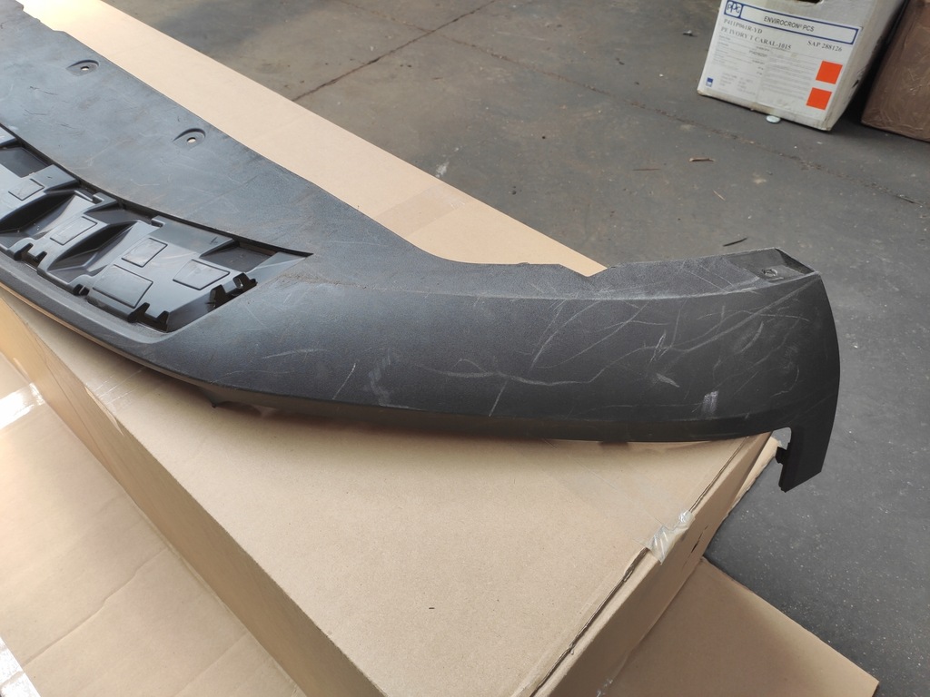 фото №9, Накладка-спойлер спойлер накладка нижняя бампера volvo xc40 ii lift c40 lift