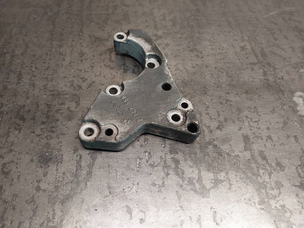 Кронштейн насоса усилителя bmw 3 e46 320d m47d20 204d4 150km 2247556 Недорого