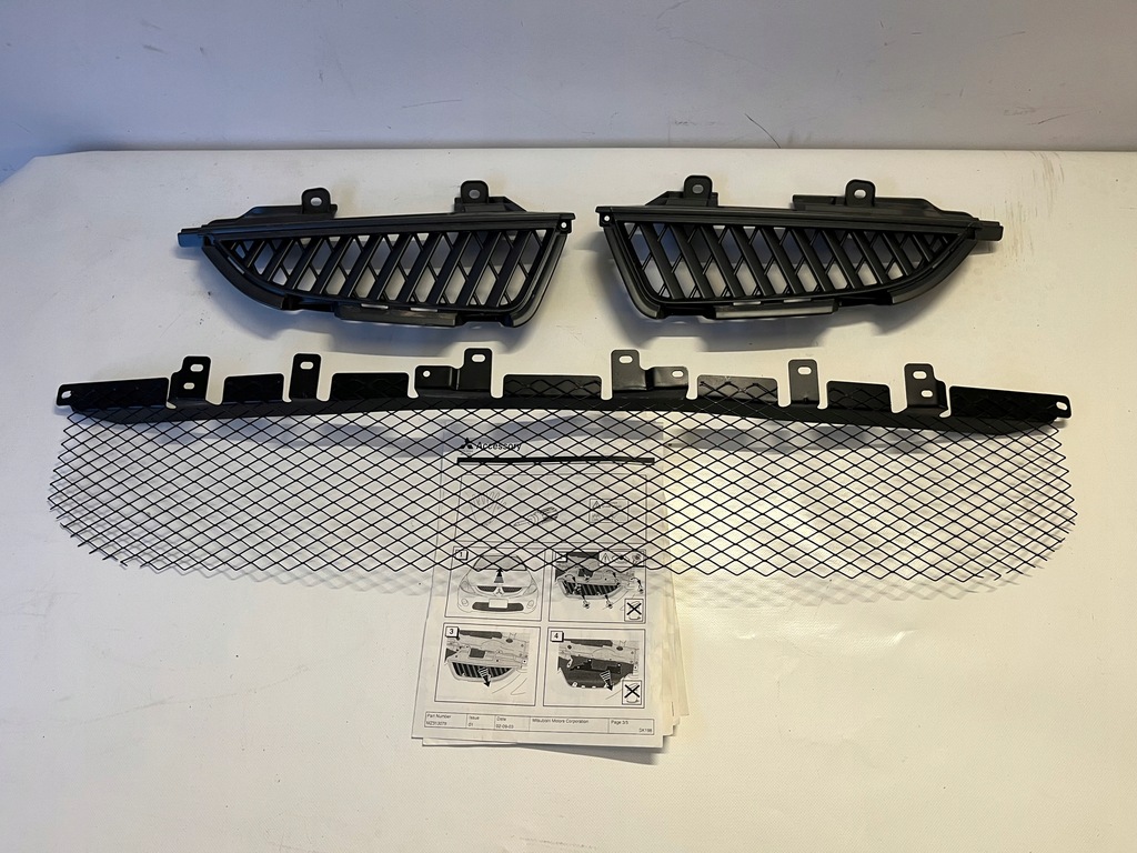 фото №1, Mitsubishi grandis решётка радиатора решётка радиатора решётка левая правая nowa оригинал